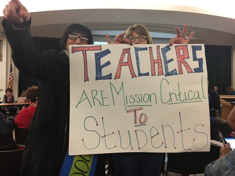 Oceanside.teachers.sign